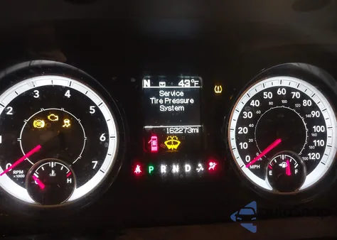 2017 Ram 1500 Slt z USA, uszkodzony, nr VIN 1C6RR7GT6HS811573